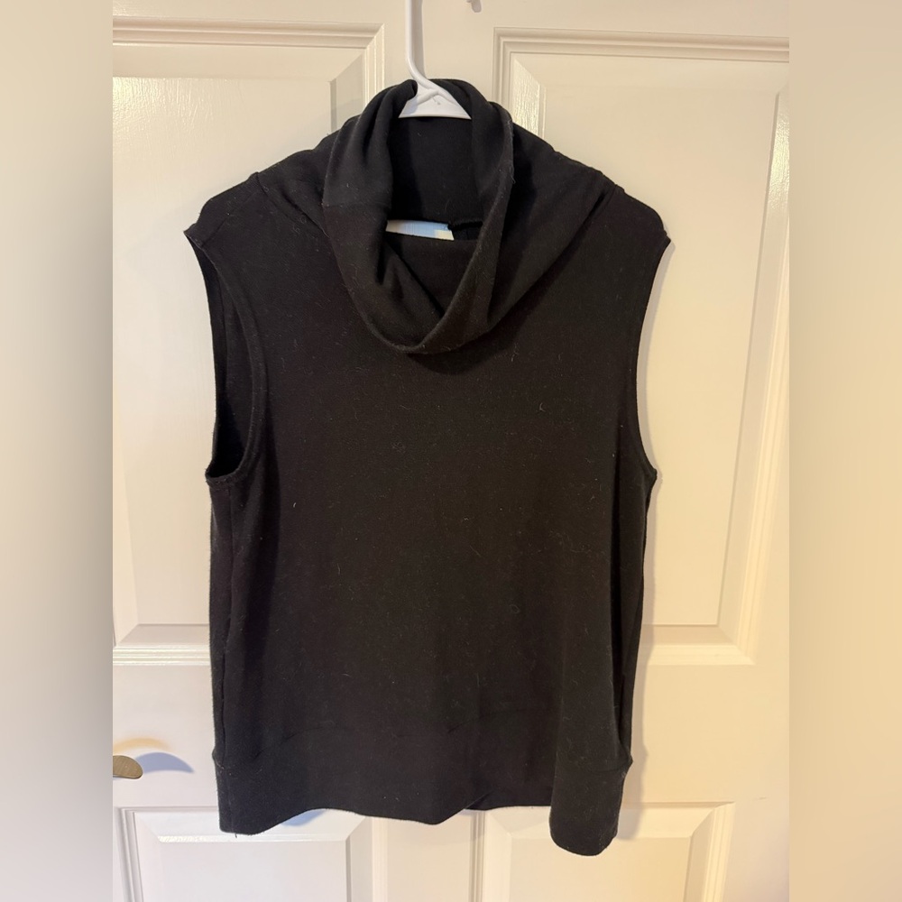 Open Back!  BB Dakota Black Cowl Neck Sleeveless Sweater, Size Medium